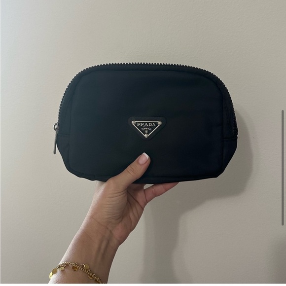 Fashion inspired belt bag - Picture 3 of 4